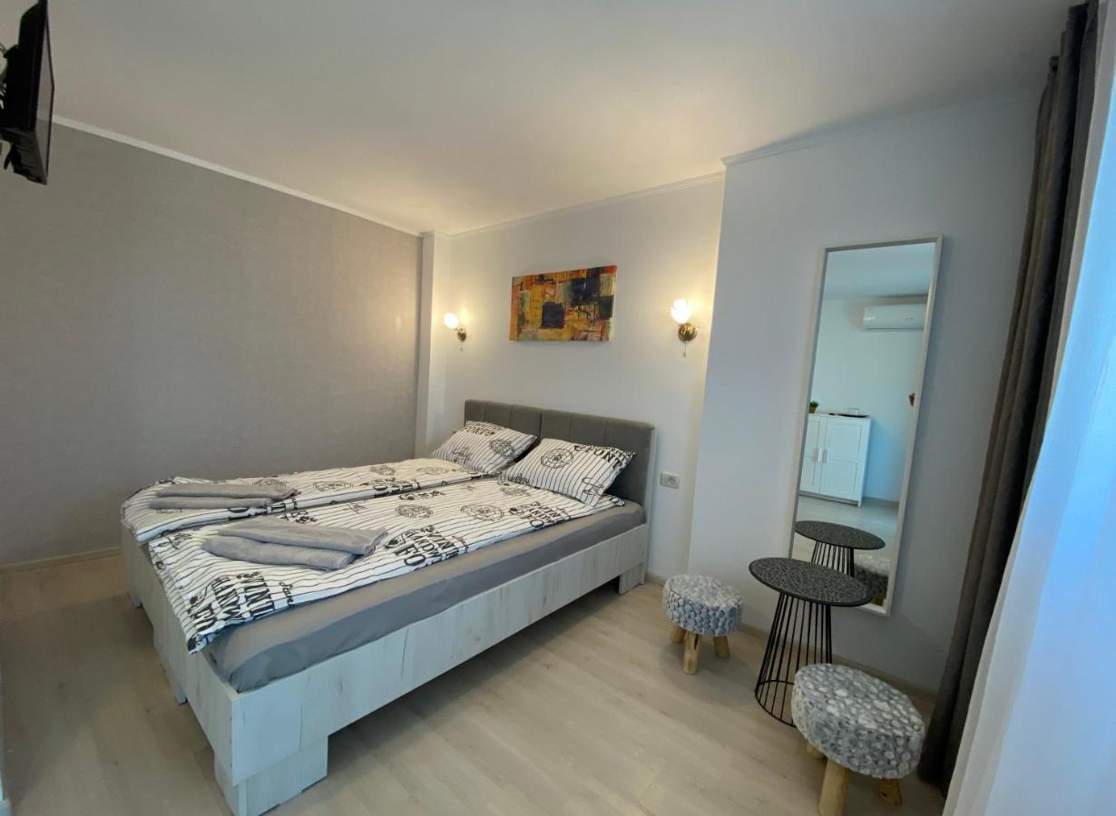 Four Rooms Curtea de Argeş Exteriér fotografie